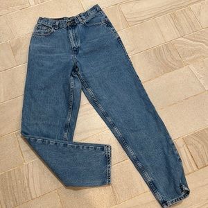 Vintage high waisted jeans